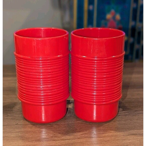 Vintage Lot Of 2 Red Ribbed Rubbermaid  Cups Tumblers With Handles #3829 - Picture 2 of 5